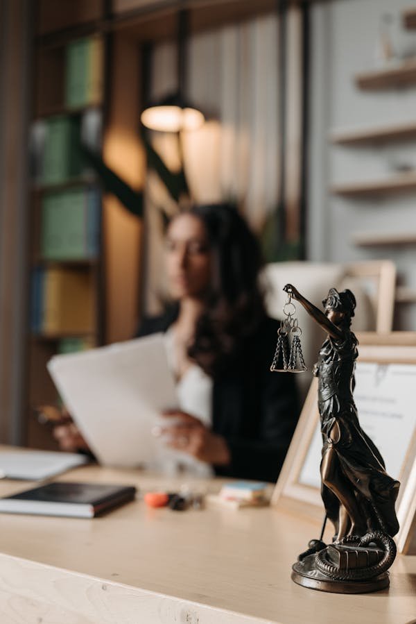 Avocat fiscaliste immobilier à Paris : conseils et solutions pratiques